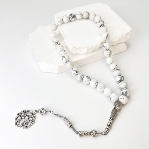 Howlite Stone Beads - 33 beads - 10 mm